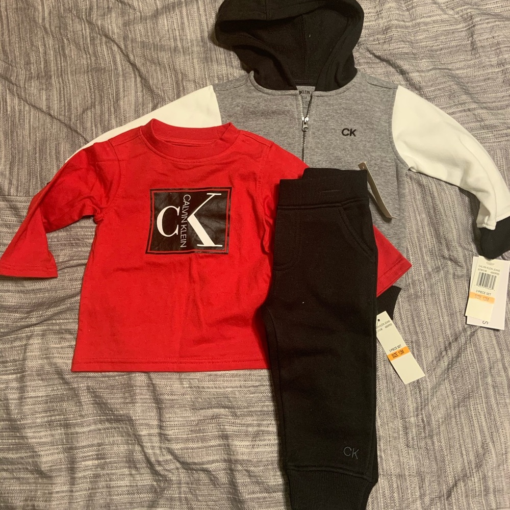 3 piece Calvin Klein 12 month boys outfit NWT